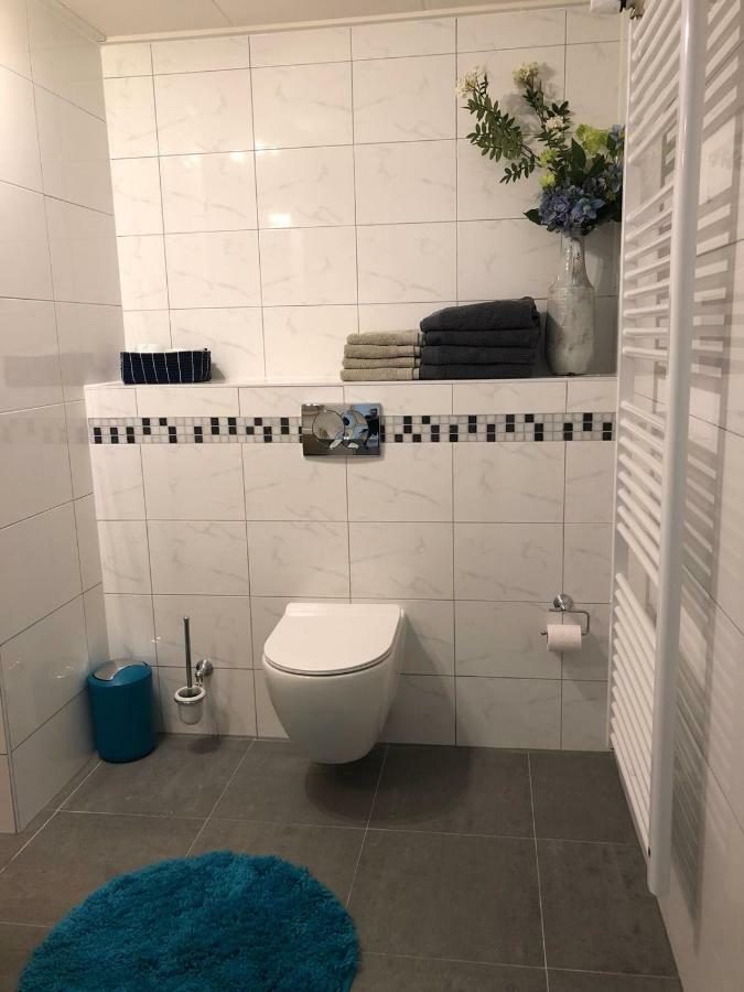 Vakantiebungalow De Groene Ster Leeuwarden Buitenkant foto