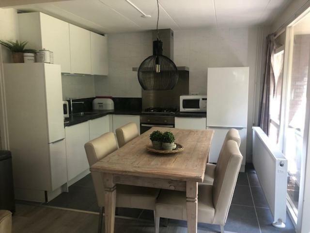 Vakantiebungalow De Groene Ster Leeuwarden Buitenkant foto